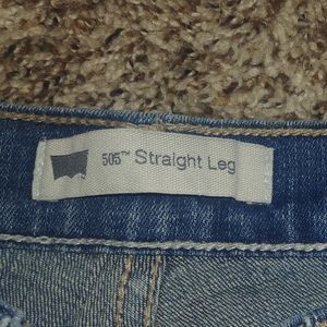 Levis 505 straight leg  2M